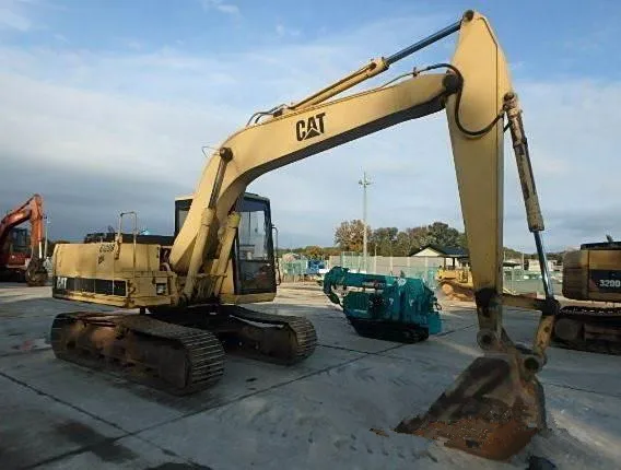 Экскаватор hitachi ZX 120/хорошее состояние использованный zx120-6 из Японии ZX120 120-6 12 тонн