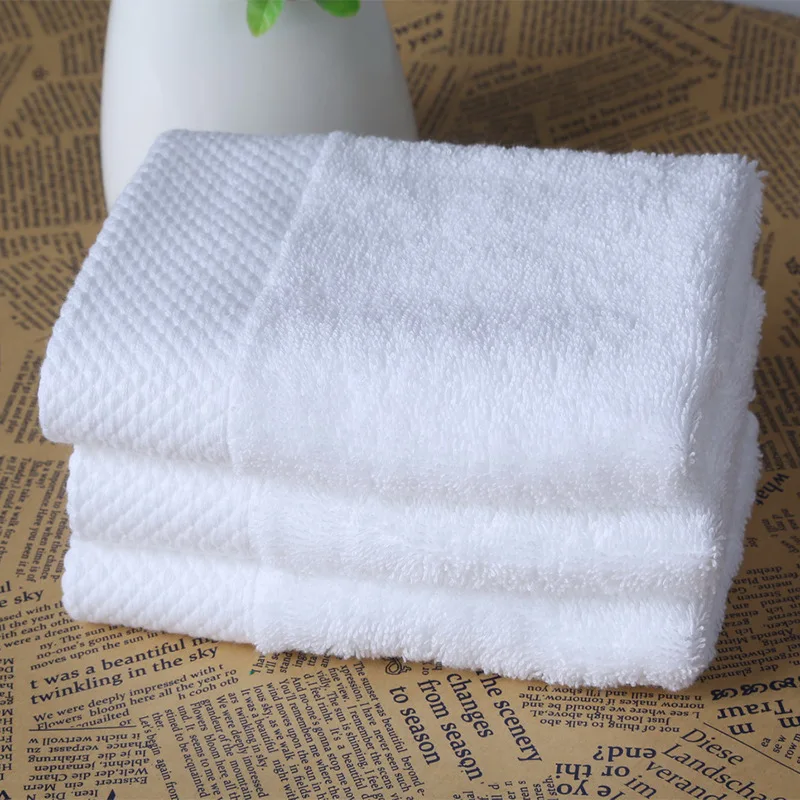 Premium Quality Super Soft Highly Absorbent Luxury Dobby Border 3 Pieces 100% Cotton Towel Set For Bathroom Shower