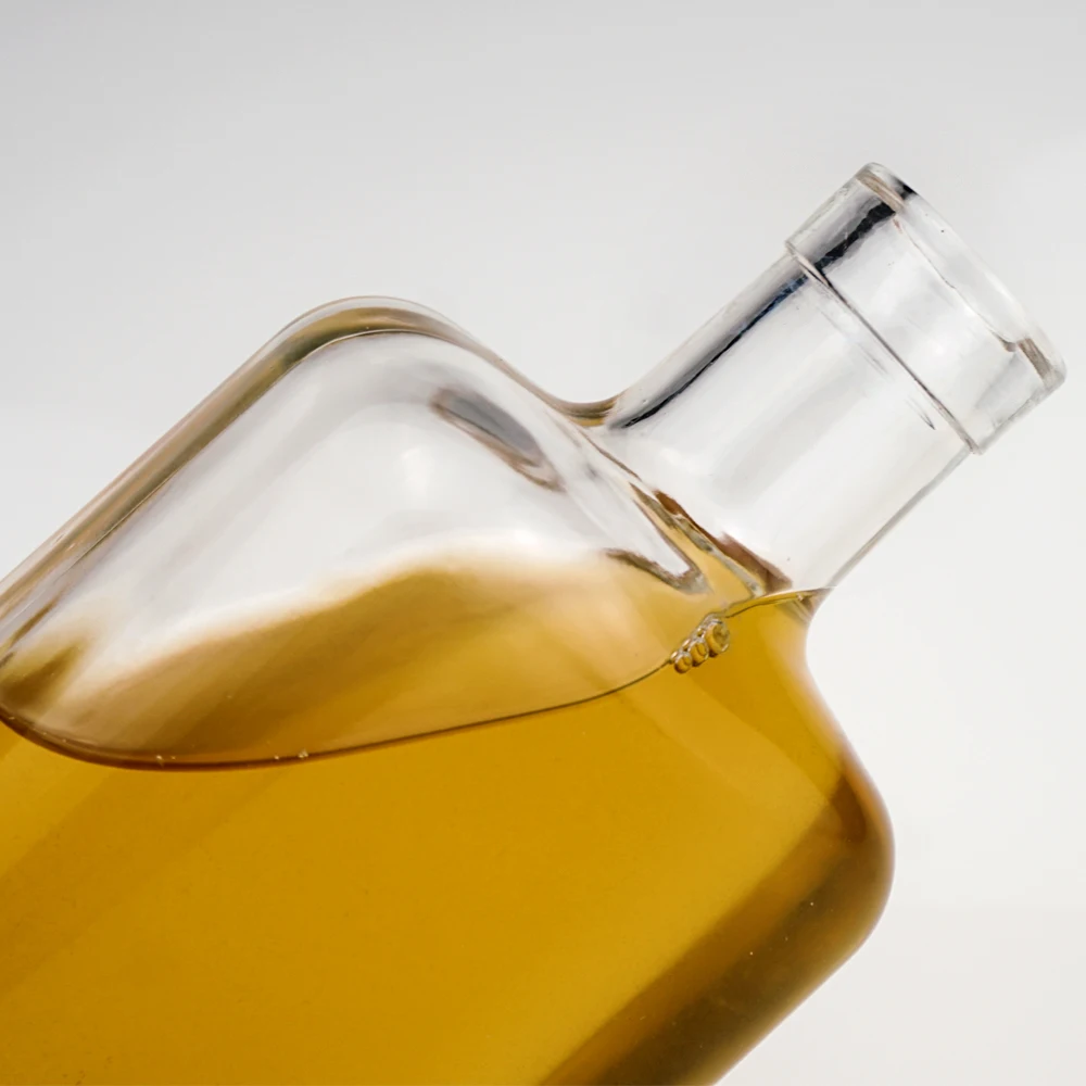 500ml 700ml 750ml best sale glass liquor wine Vodka tequila gin bottle glassLiquor Glass Bottle with  cork lid