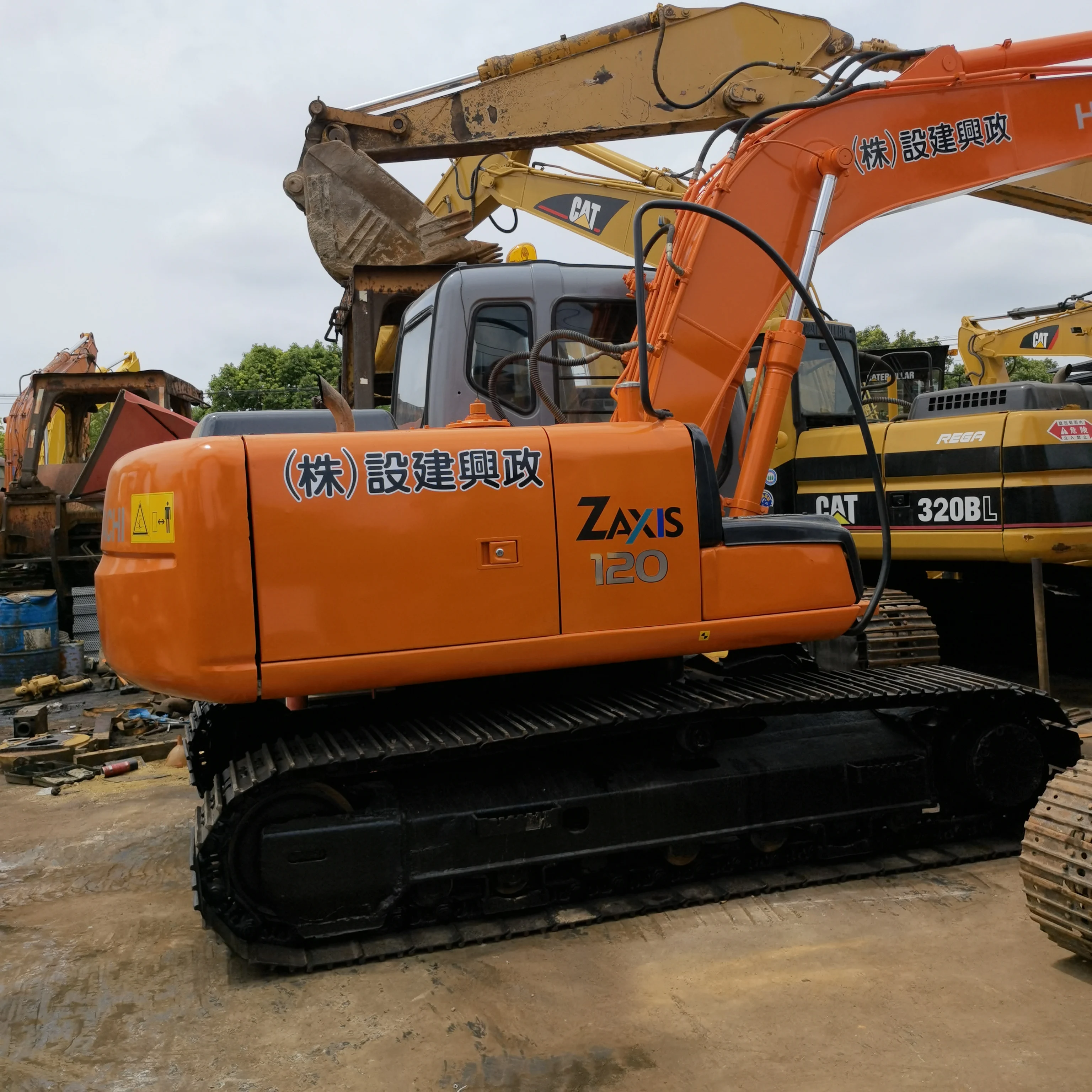 Оригинальный японский экскаватор Hitachi ZX120 по низкой цене б/у распродажа