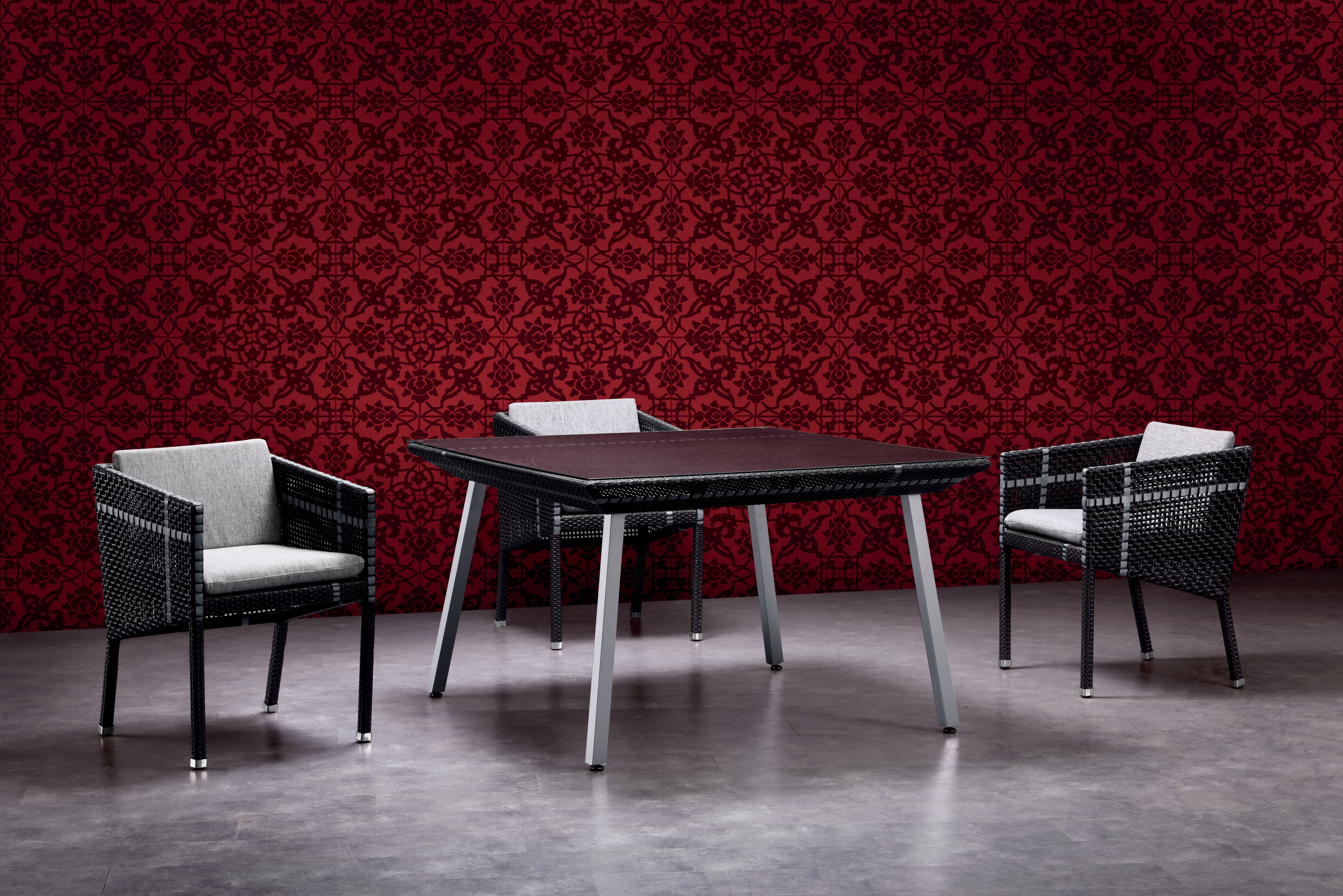 Garden aluminum frame rectangle dining table with clear glass outdoor furniture for villa