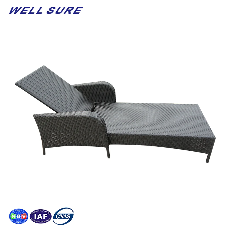 Modern Garden Outdoor Furniture Beach Chair Rattan Sun Lounger Adjustable Sun Bed Lounger For Beach Or Hotel