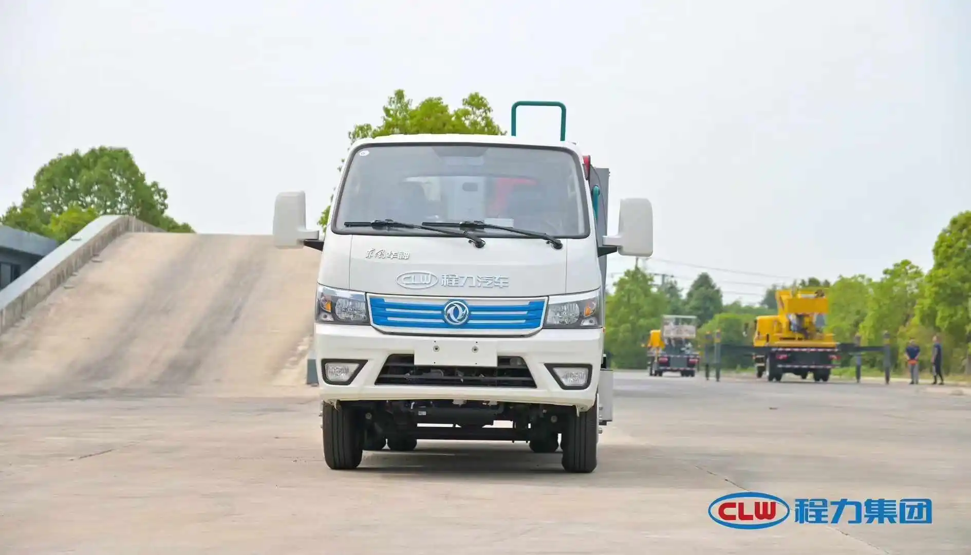 Pure Electric Garbage Truck Cheapest 4 CBM Rubbish Compactor Truck High Quality Waste Disposal Truck