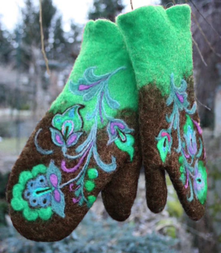 Ladies Winter Cashmere Knitted Glove hollow folded edge luxury thermal custom fashion cute gloves women