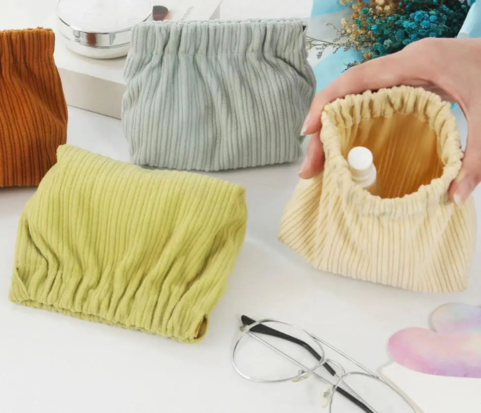 2024 factory wholesale other material corduroy mini cosmetic lipstick pouch, new design corduroy lipstick organizer click clack