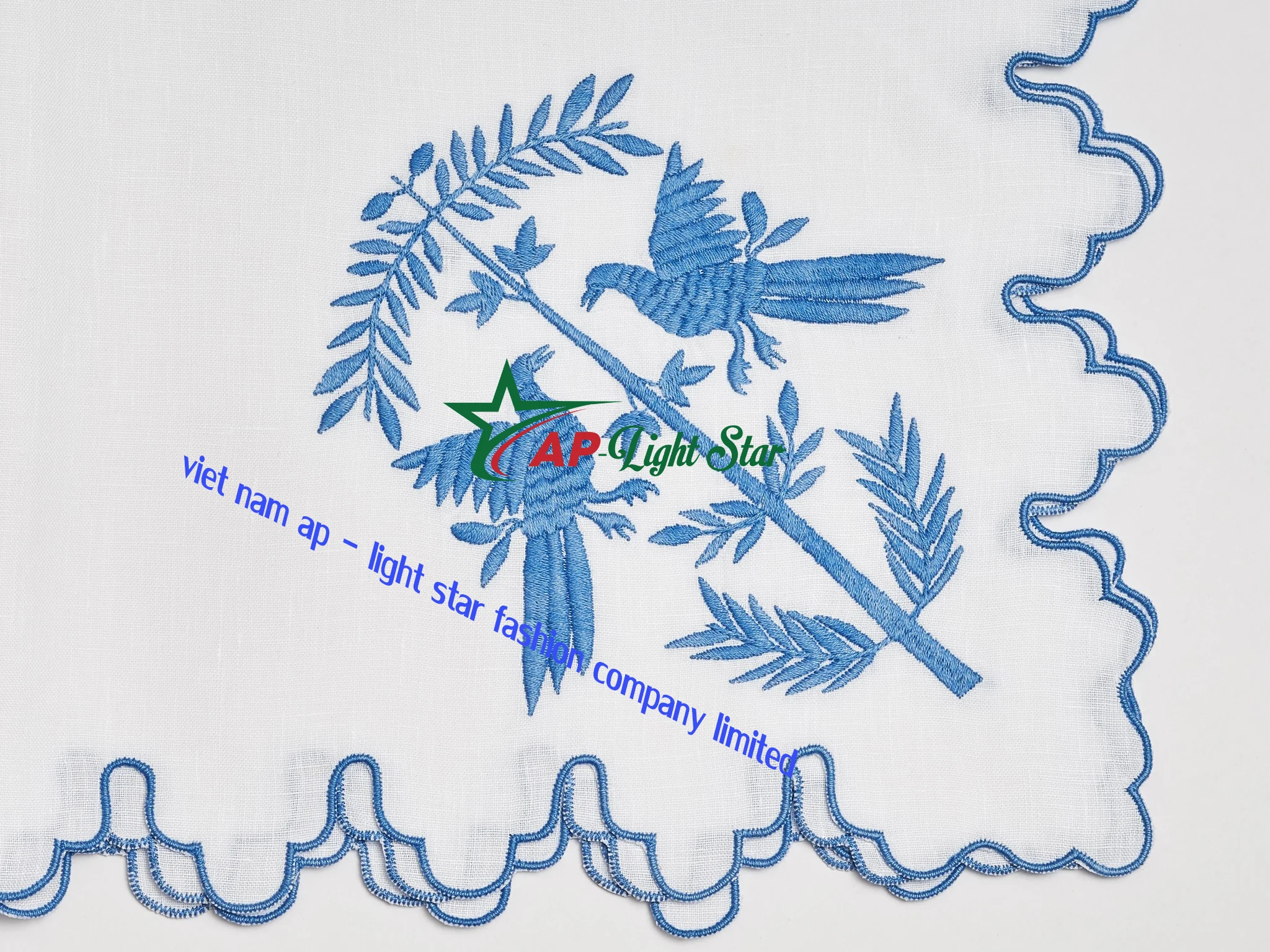 100% cotton   Hand  Embroidered Napkins for restaurant