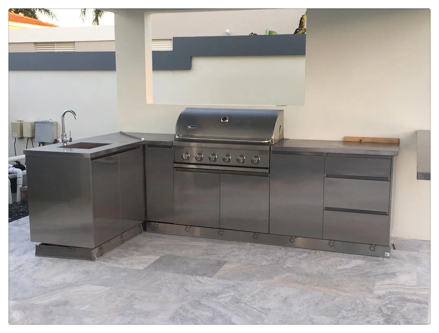 2021 Australian Outdoor Kitchen Cabinets Gas Grill Customized Outdoor Kitchen 304 Stainless Steel Outdoor Kitchen Cabinets