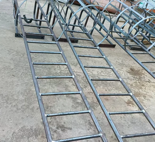 Customize Outdoor Galvanized Steel Powder Coated Emergency Escape Ladder Anti-Rust