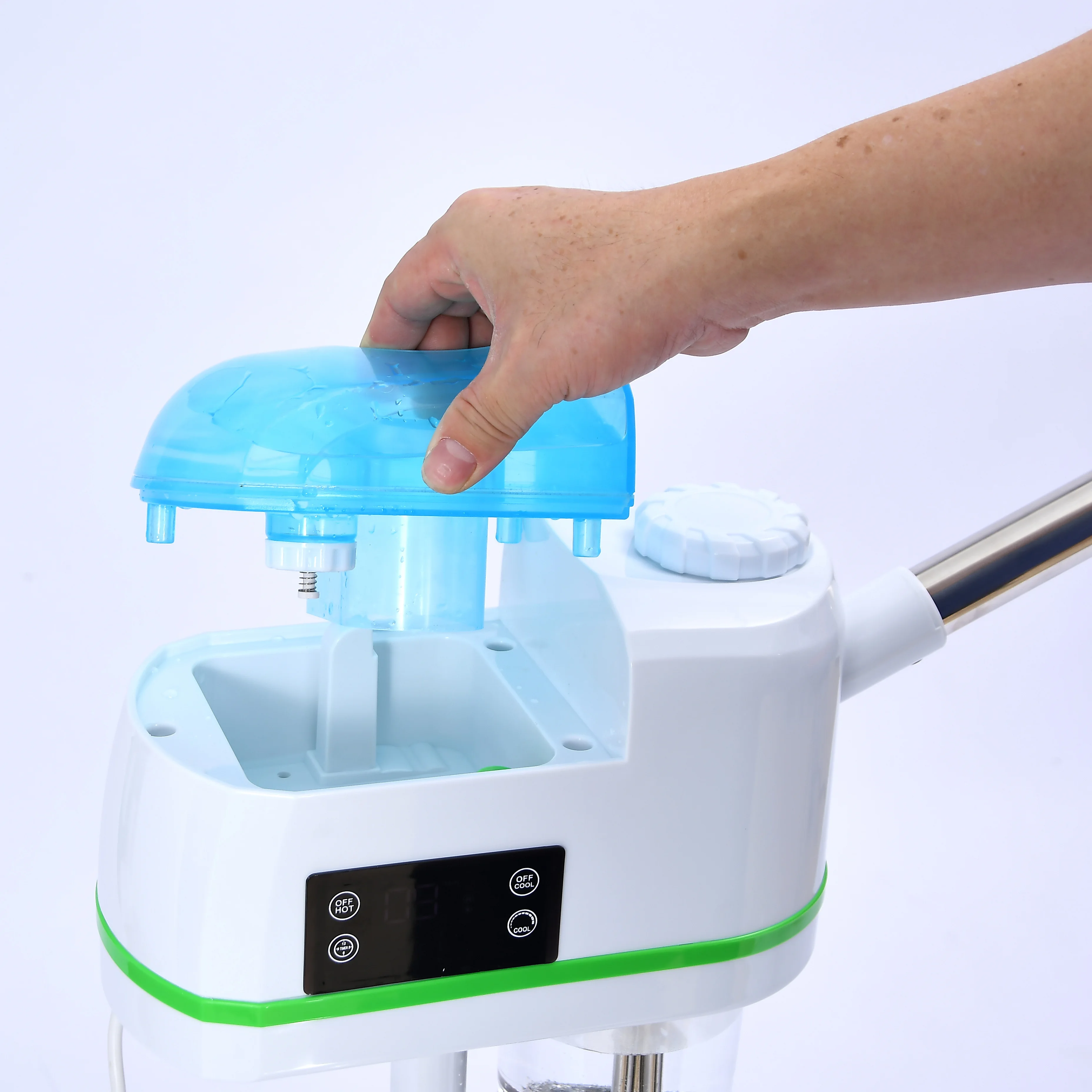 Facial facial Equipment   cosmetology instrument Skin cleaning steam engine