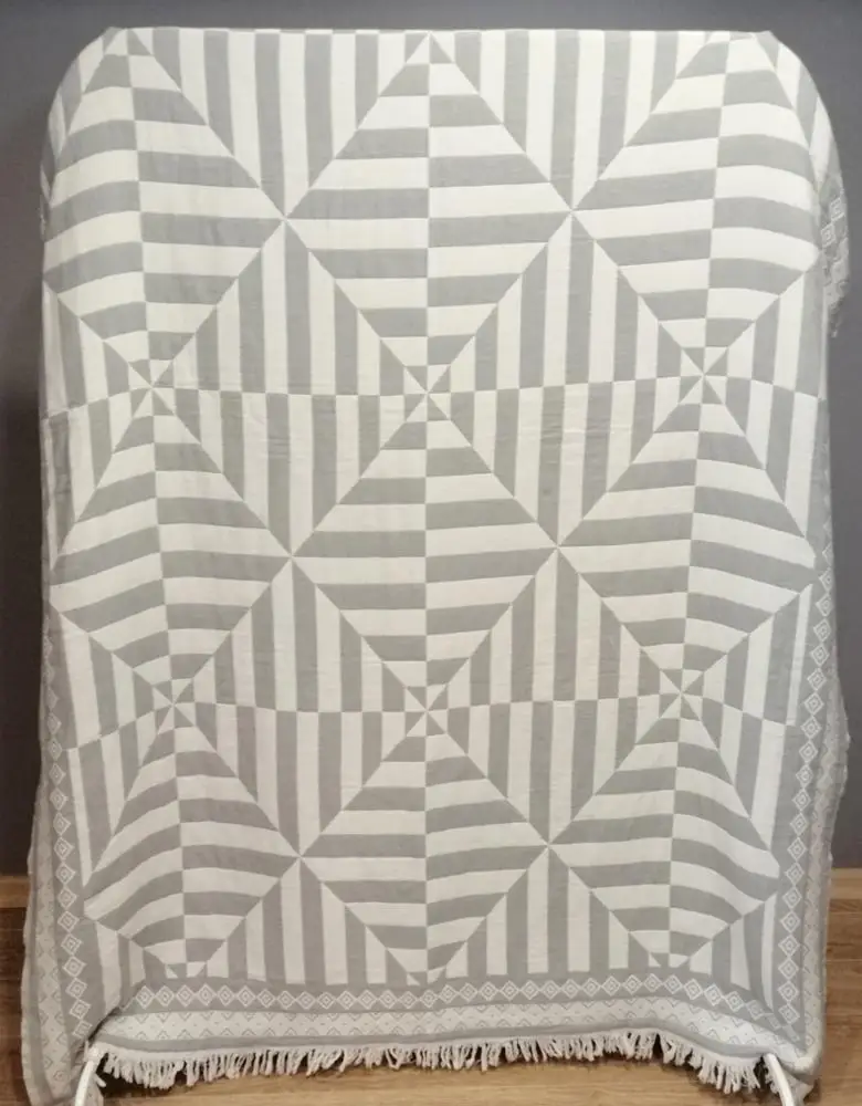 Modern Design Blankets Single Throw Bedspread Sofa Cover or Other Blankets Jacquard Pattern 130x200cm