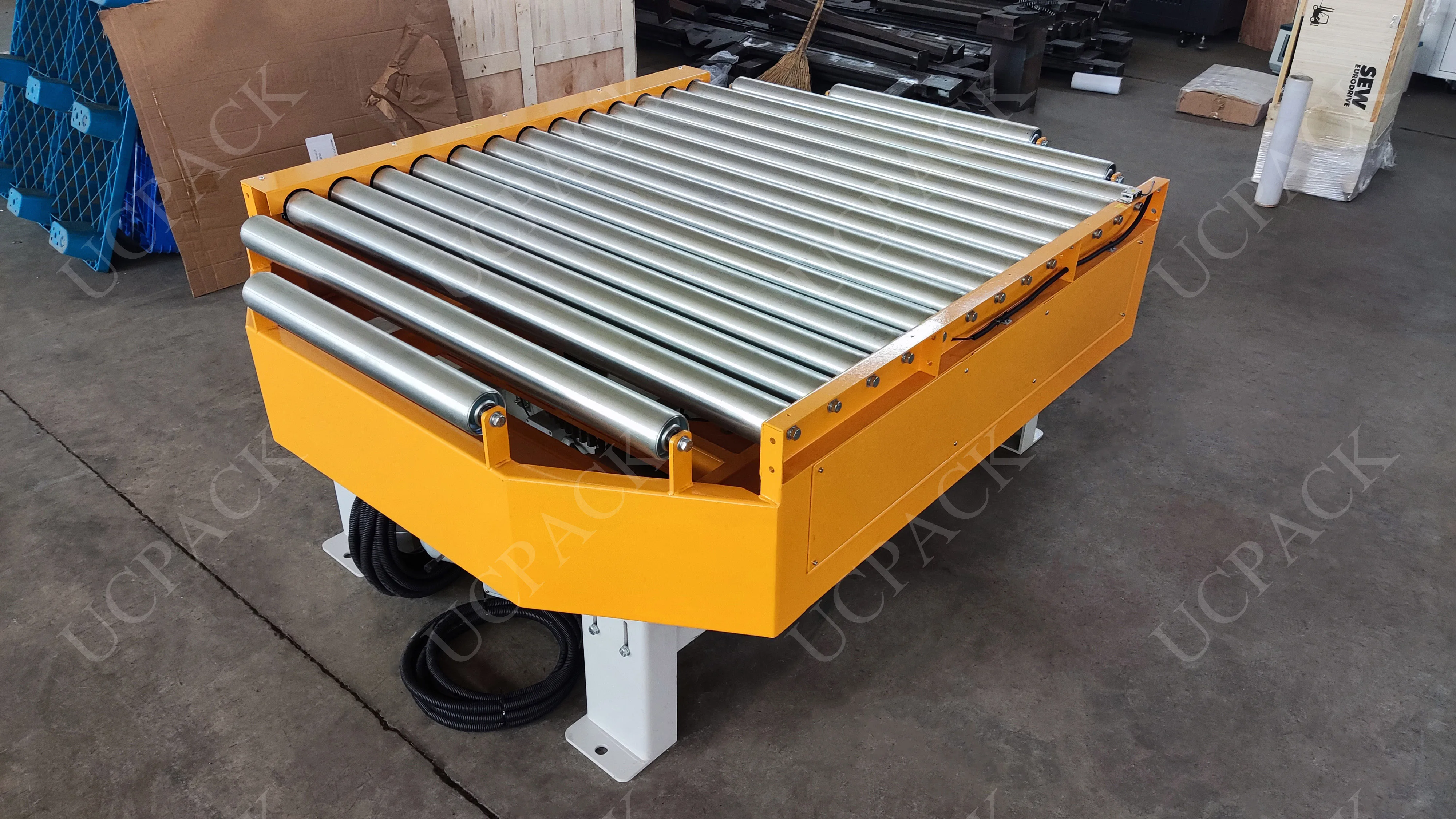 Pallet 90 Degree Powered Rotation Roller Conveyor Turntable Manufacturer