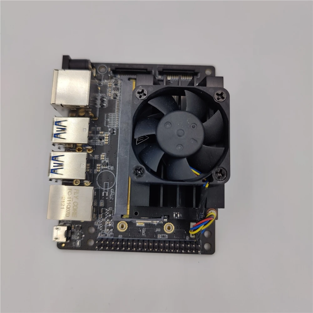 Jetson Nano 4GB Developer Kit New B01 128-core Maxwell 4 GB 64-bit LPDDR4  and DP Display  (China  version)