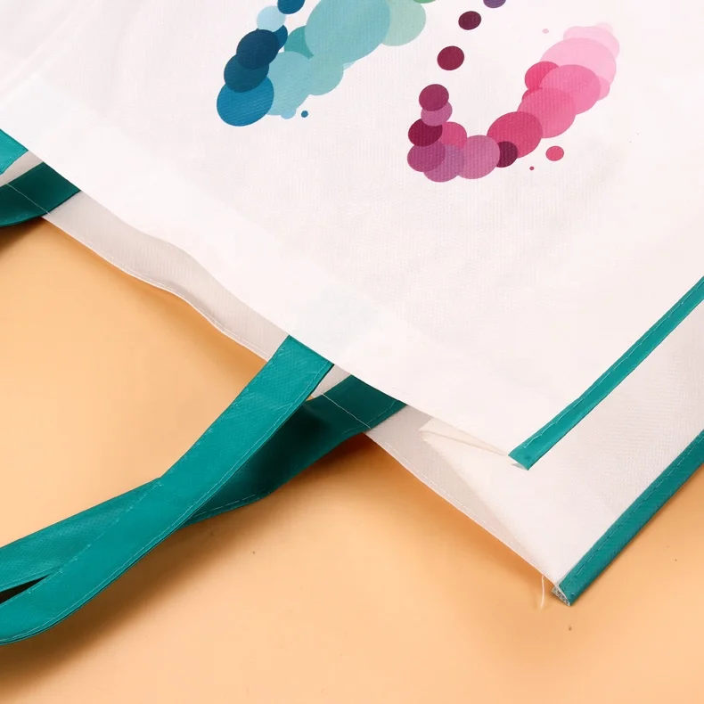 Упаковочная сумка для покупок из ламинированного полипропилена, нетканого полотна, высокого качества, роскошный бутик, любой дизайн, возможность печати поо, с обработанными буквами