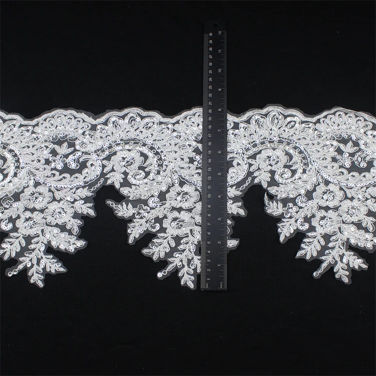Wholesale High Quality  Bridal Lace Fabric Embroidery Silver Lace Trim Guipure Trimming Fabric For Garment Table Cloth Safa