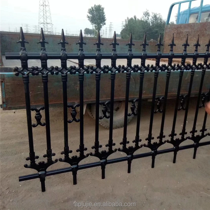 Metal inner pipe, PVC outer layer, assembled, installed private courtyard guardrail
