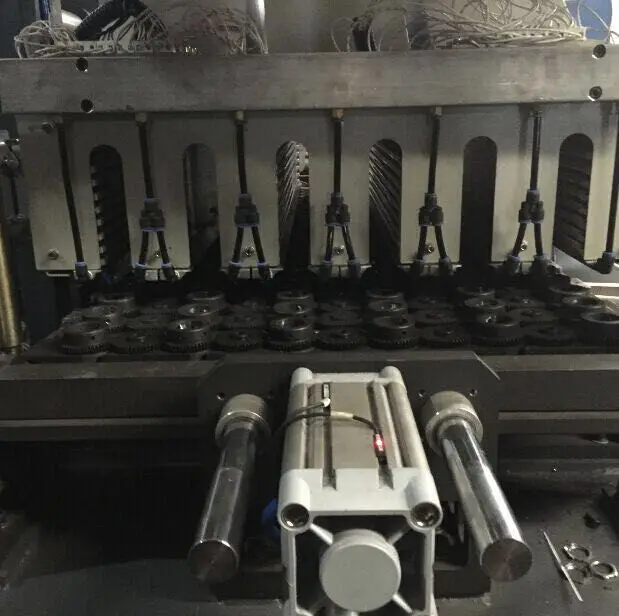 Automatic PET bottle blowing machine stretch blow molding machine PET fruit juice bottle water bottle production line price