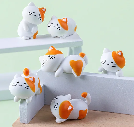 Wholesale Custom Resin Cat Table Miniature Micro Animal Figurines Kids Party Car Cup Hanging Decor Board Game Sculpture Garden