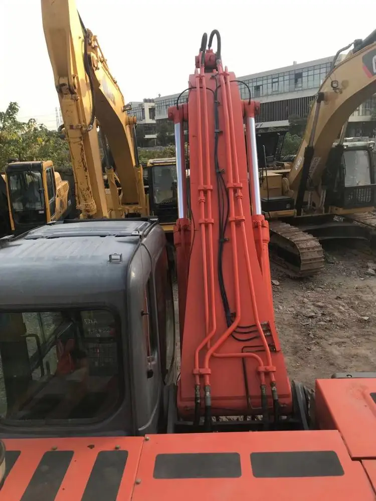 Продажа бывших в употреблении экскаваторов Hitachi ZX250H-3G