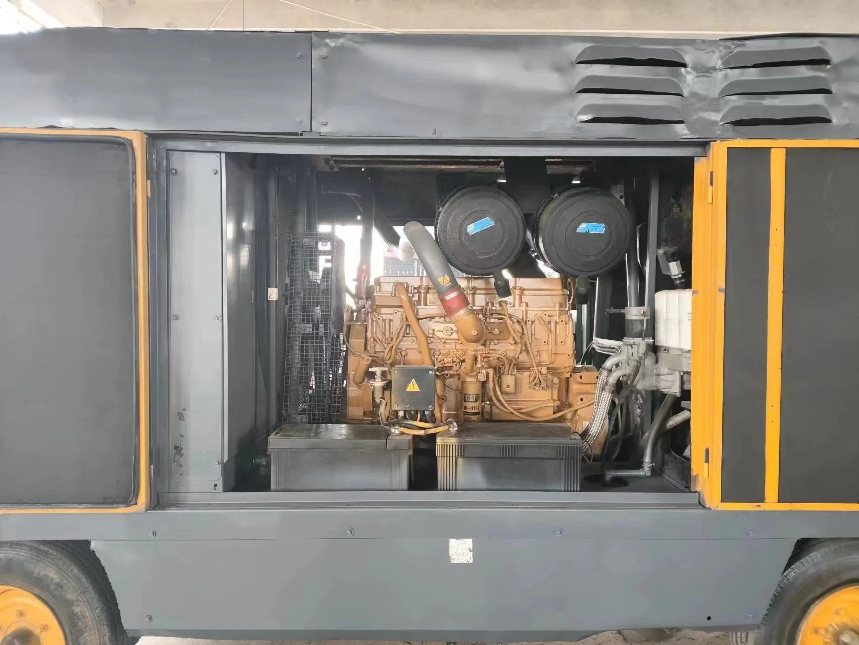 Дешевый винтовой мобильный дизельный компрессор atlas copco высокого давления воздуха цена