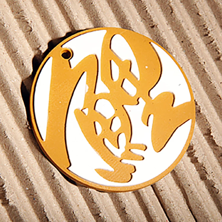 Badge Maker Custom Embossed Brand Name  Silicone Logo 3d Patches Label Rubber Plastic Pvc Badge Uniform Arm 3d Rubber Logo