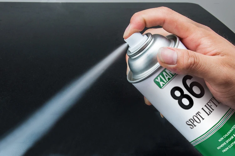 Remove oil spots in seconds with Aerol Spot Lifter Spray