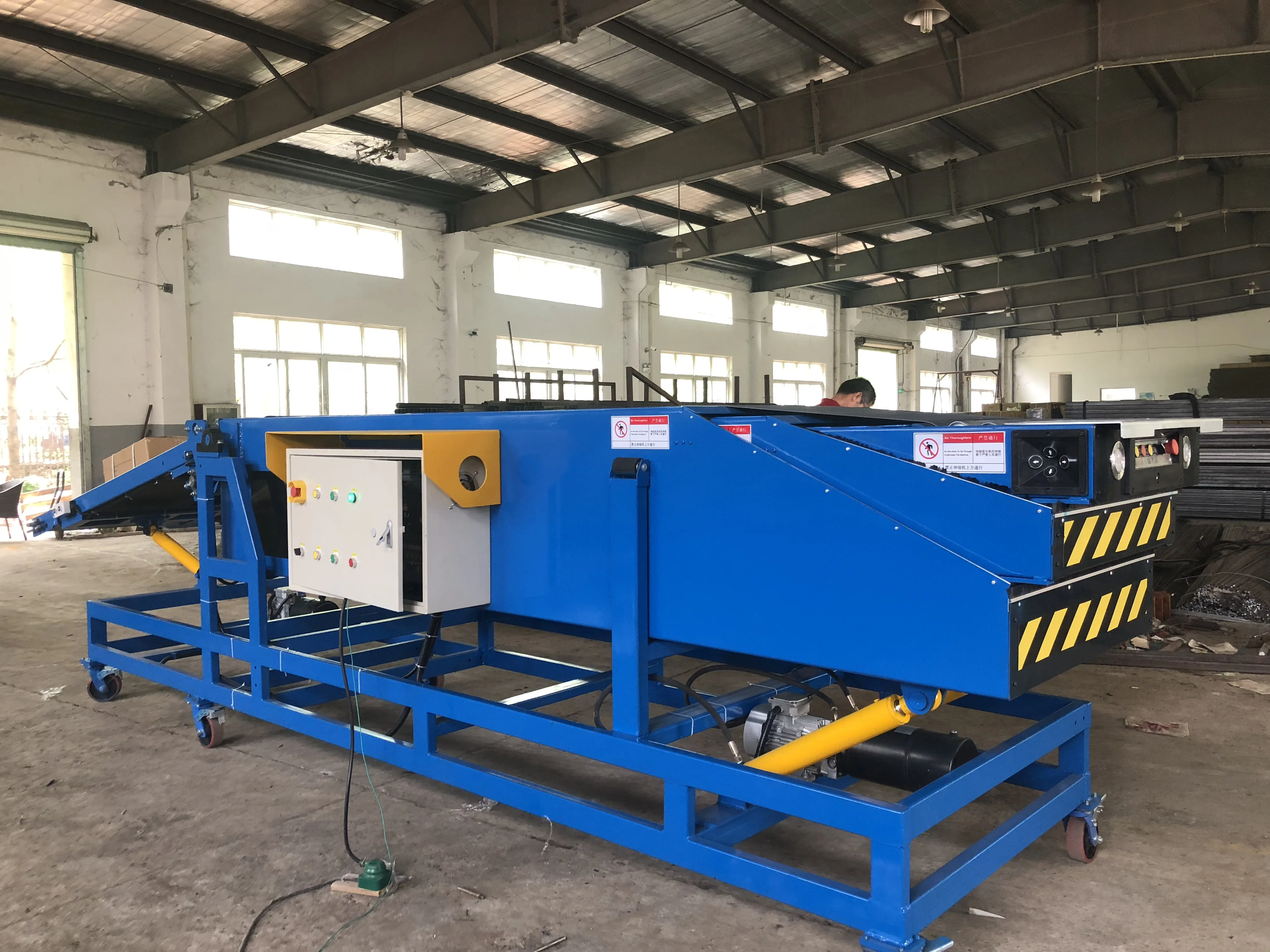 Telescopic belt conveyor loading&unloading conveyer used for truck 40FT