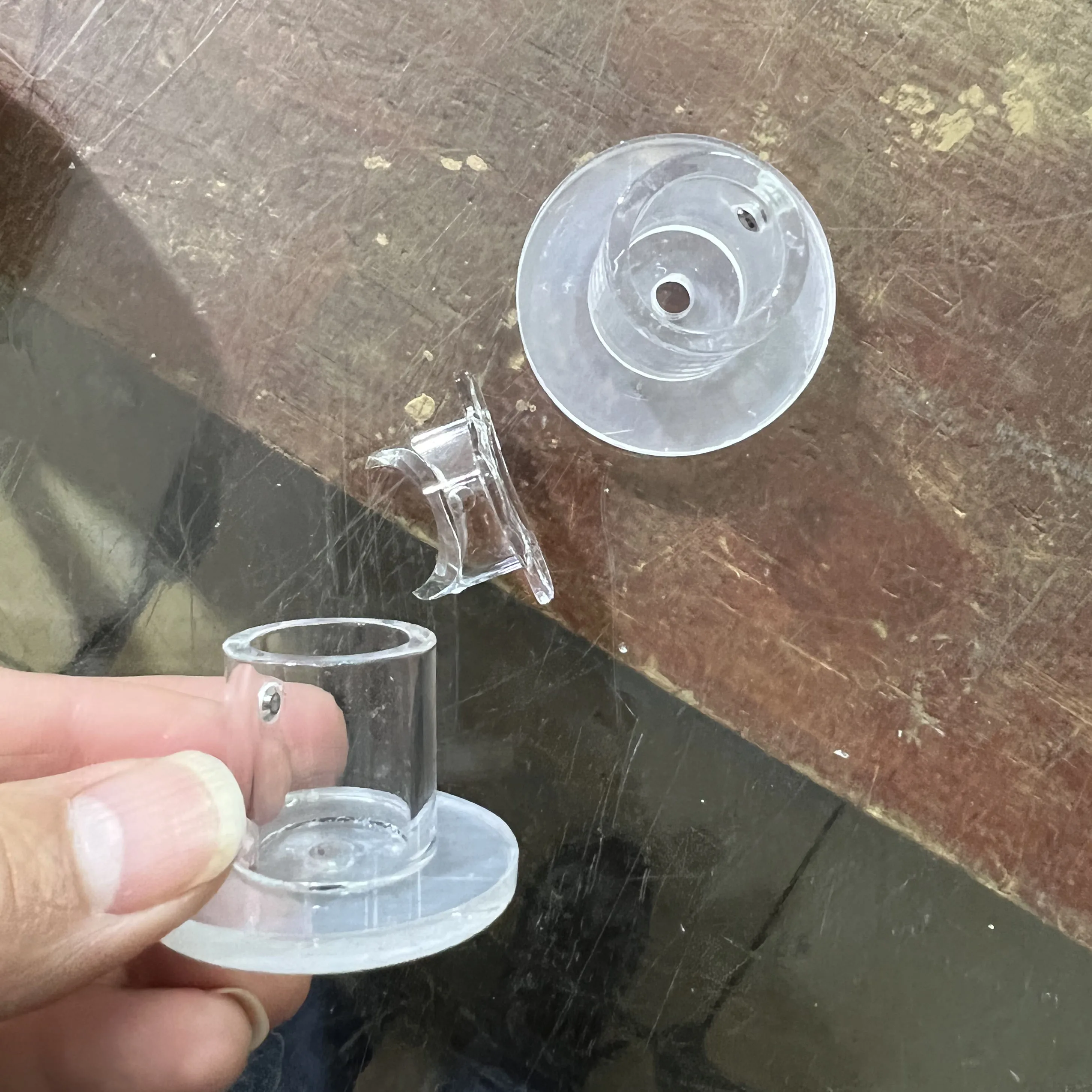 wall mounted acrylic sunglasses display rods