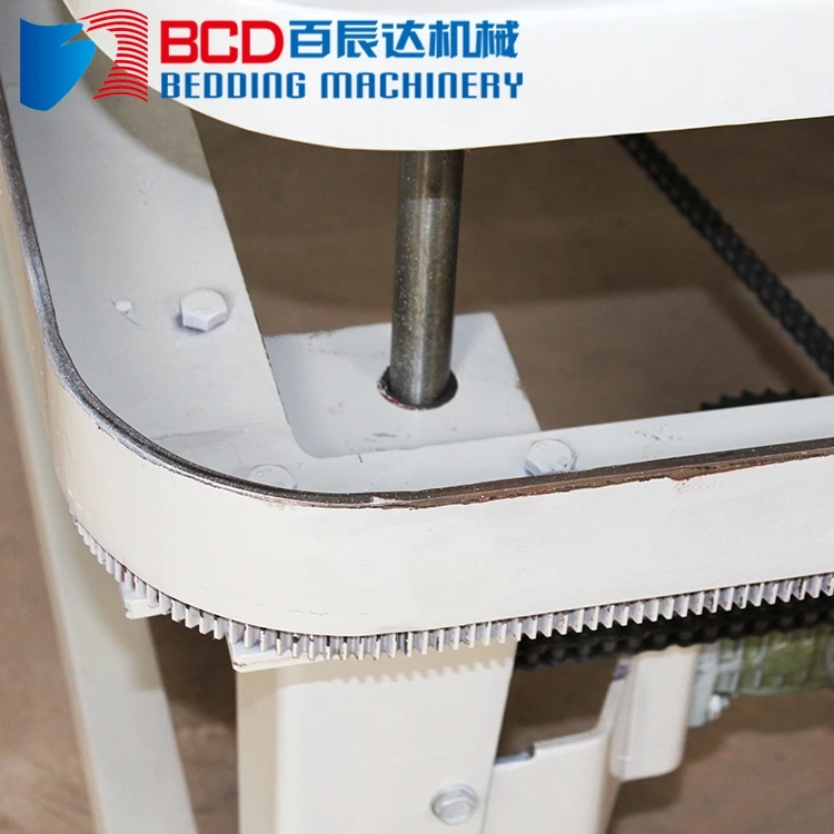 Sophisticated technology multi function lock stitch cylinder sewing mattress tape edge machine