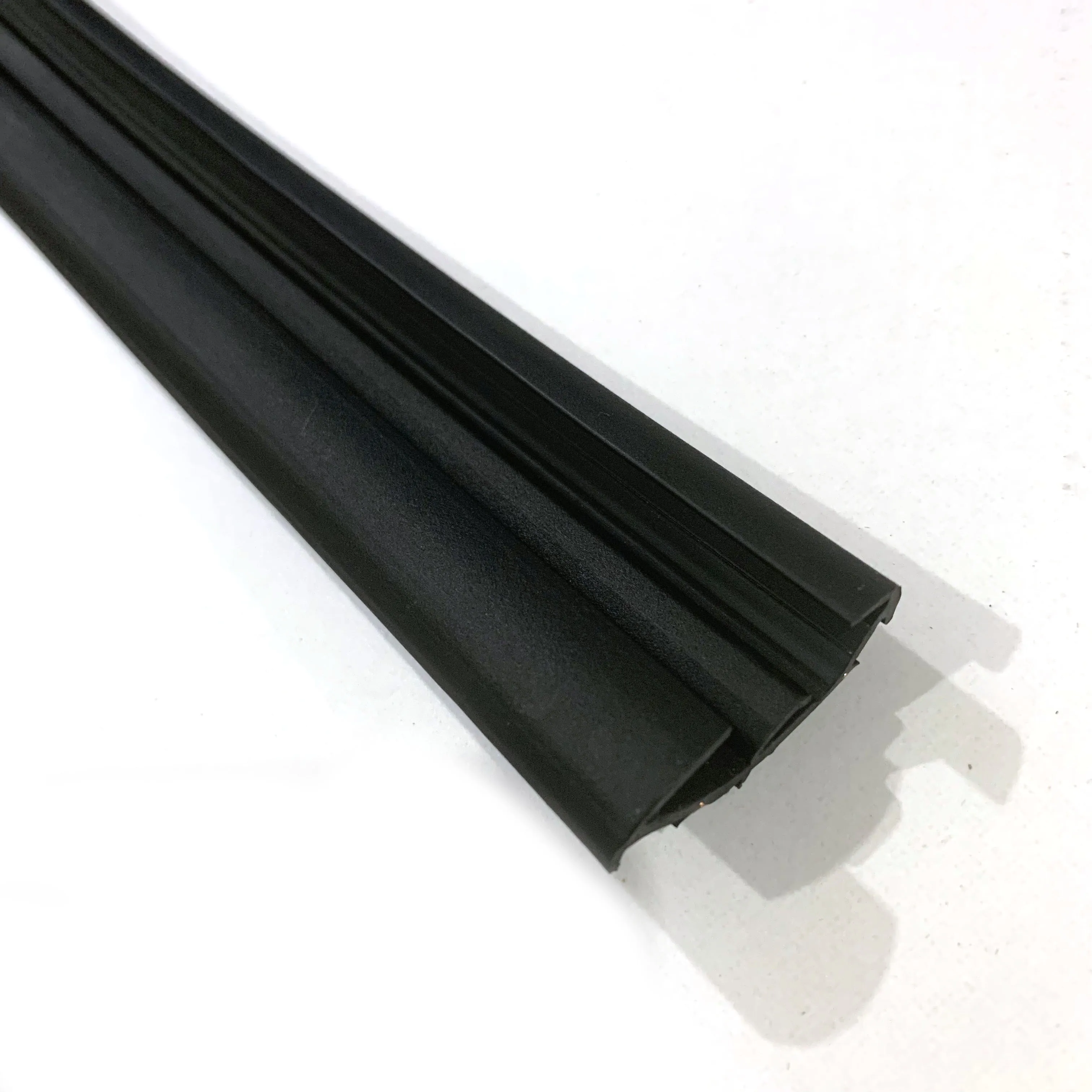 Прямая продажа с завода, декоративная лента для автомобиля, резиновая уплотнительная лента для двери, резиновая уплотнительная лента для задней панели TPV TPE PVC