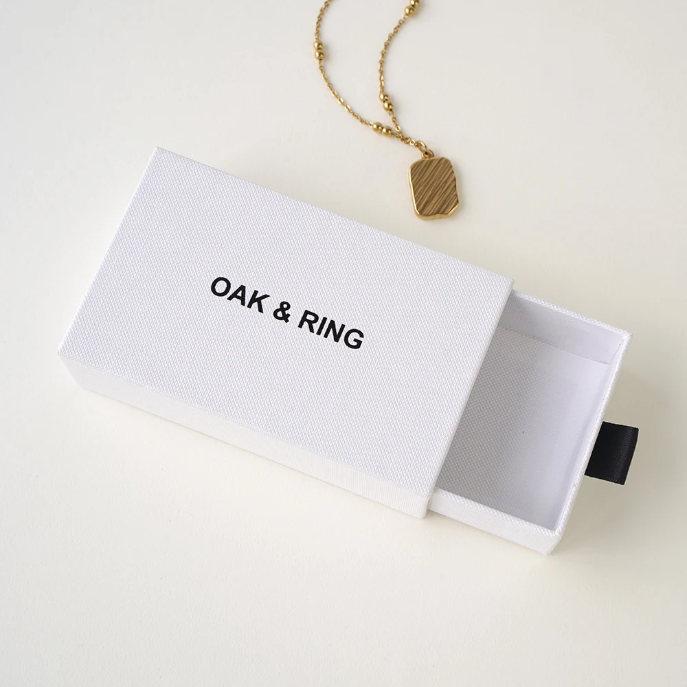 Custom Printing Luxury Cosmetic Magnet Form Insert Rigid White Fabric Linen Pull-Out Mini Paper Mystery Gift Boxes