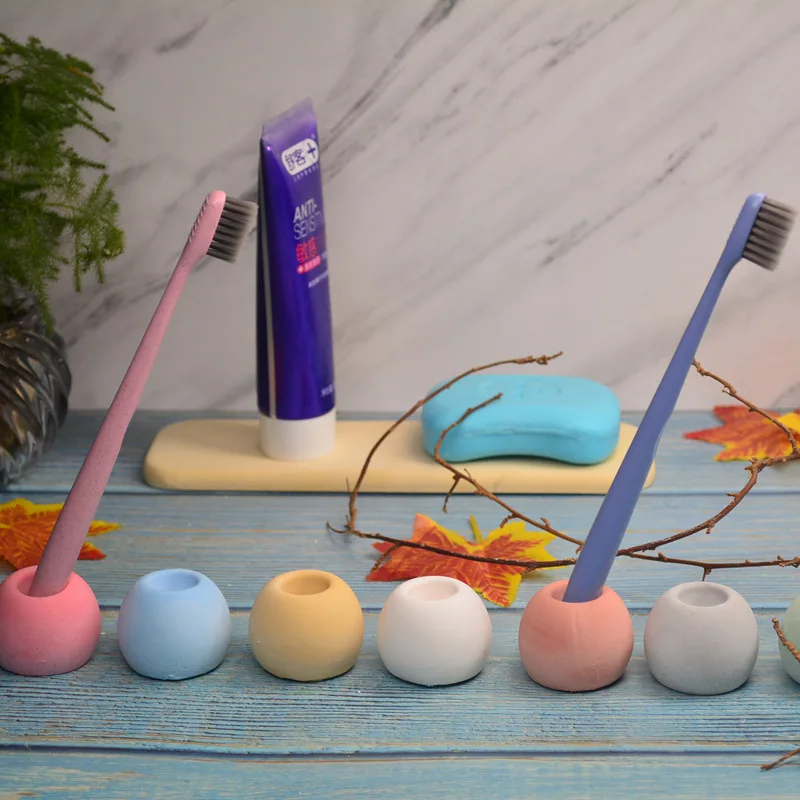 2024 Wholesale cheap mini small waterproof mouldproof hotel household toothbrush holder