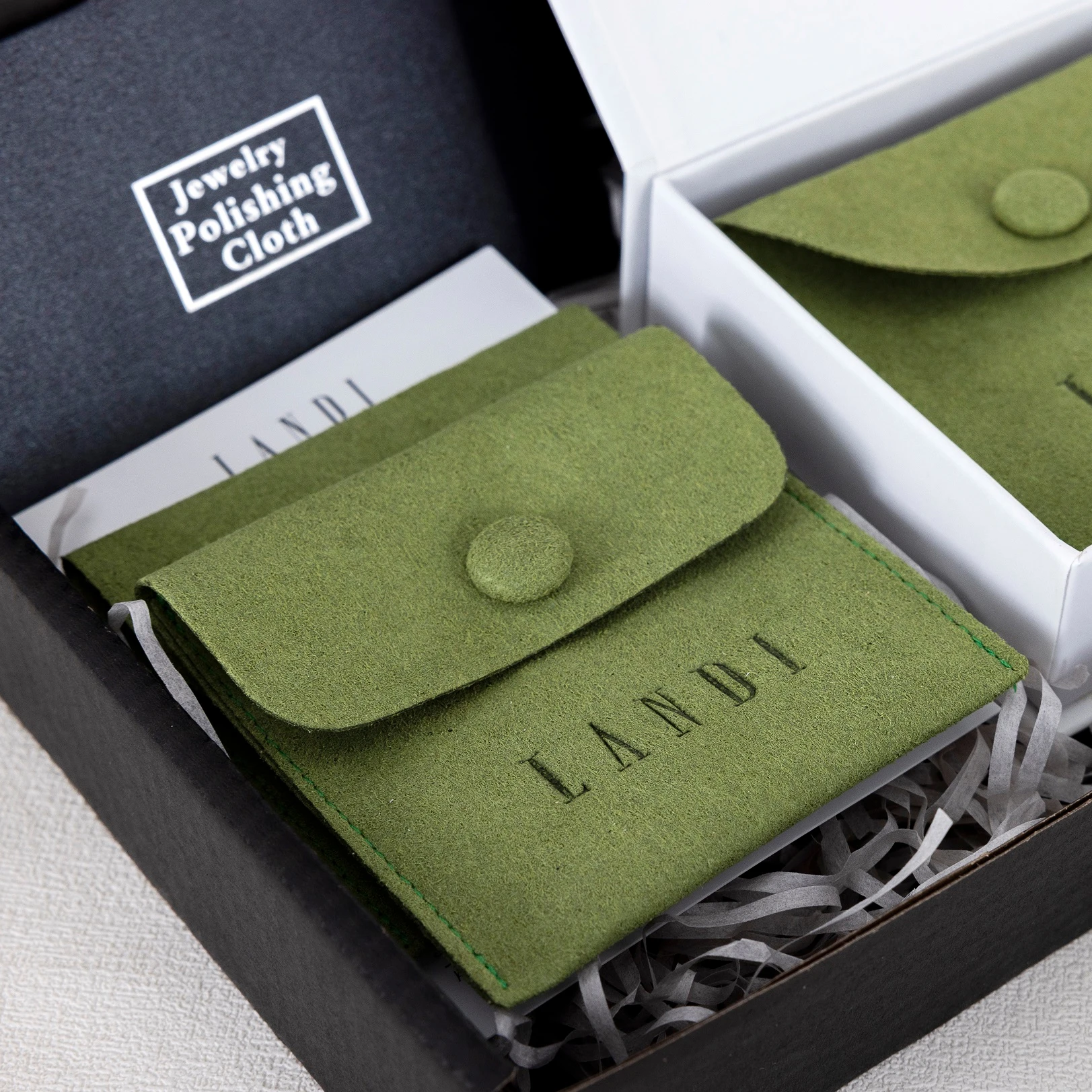 Factory Direct Suede Microfiber Green Sunglasses Pouch Jewellery Custom Packaging Jewelry Display Faux Suede Envelope Pouches