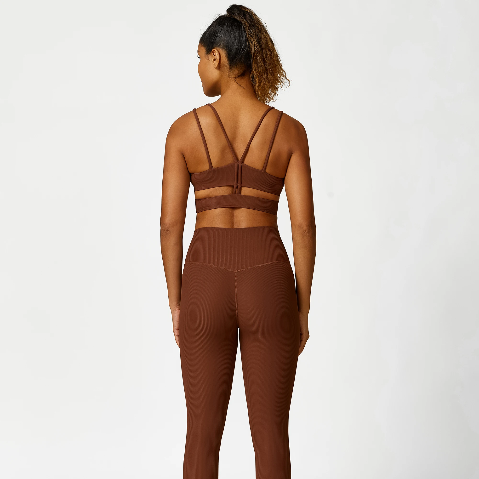 Pt Sports Full Cup  Sports Bras Wireless Training Wear For Women Brief Top Softish  Fabric Ribbed