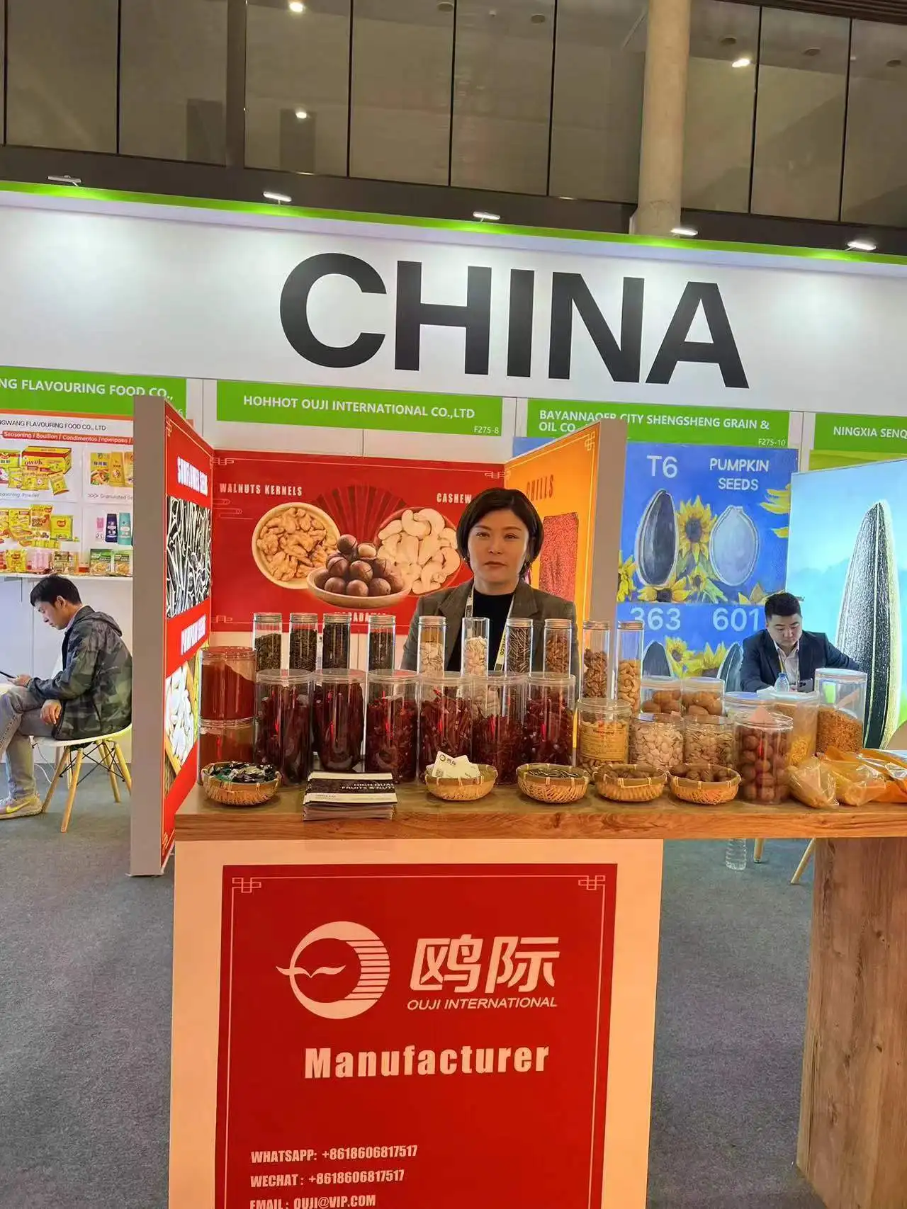 Factory direct Pumpkin kernel shine skin Seeds 25 kg package for sale