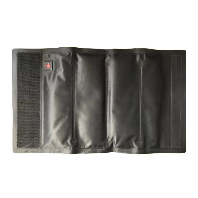 Red Wine Cooling Sleeve Gel Ice Pack Bottle Cooler for Promotion