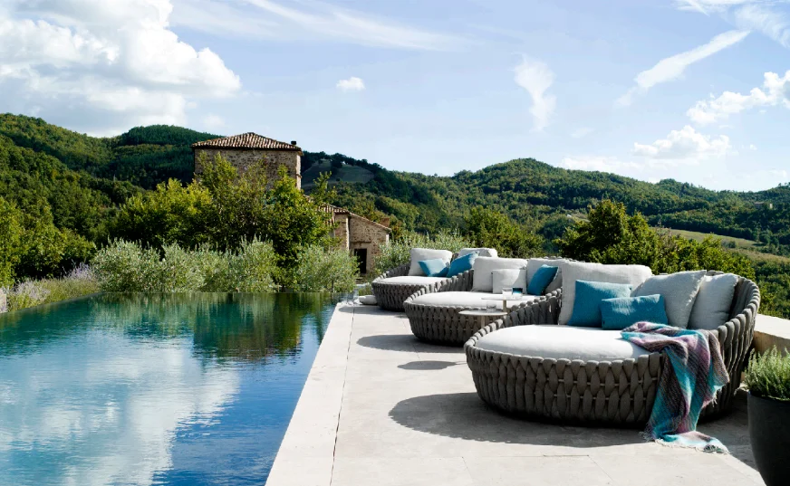 Round Wicker rattan outdoor beach Swimming pool Sunbed pool furniture luxury outdoor