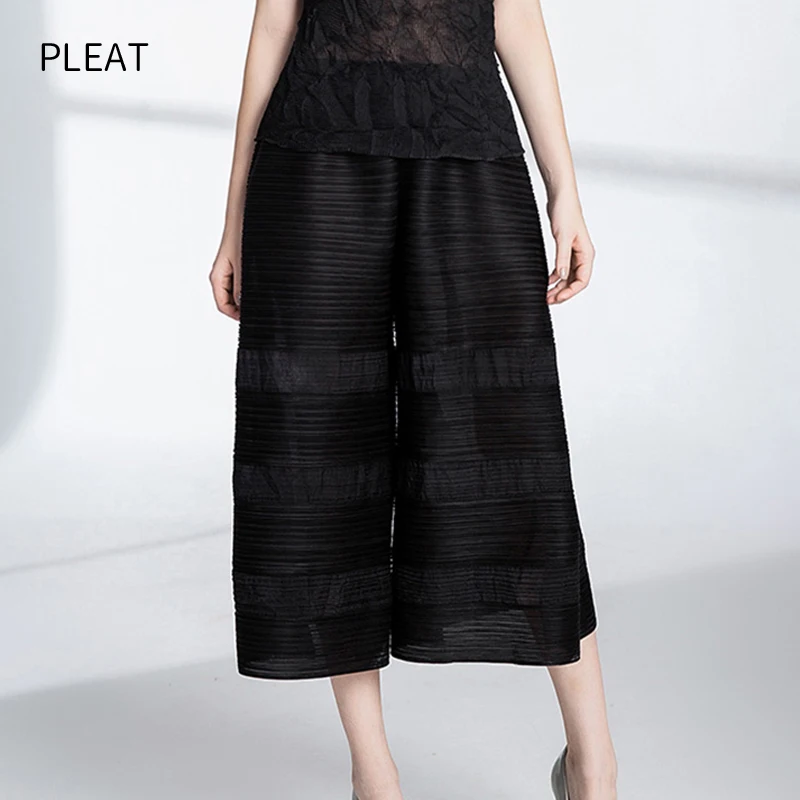 Issey Miyake Pleated ladies fashion casual elastic belt seven minutes Wide Leg Pants