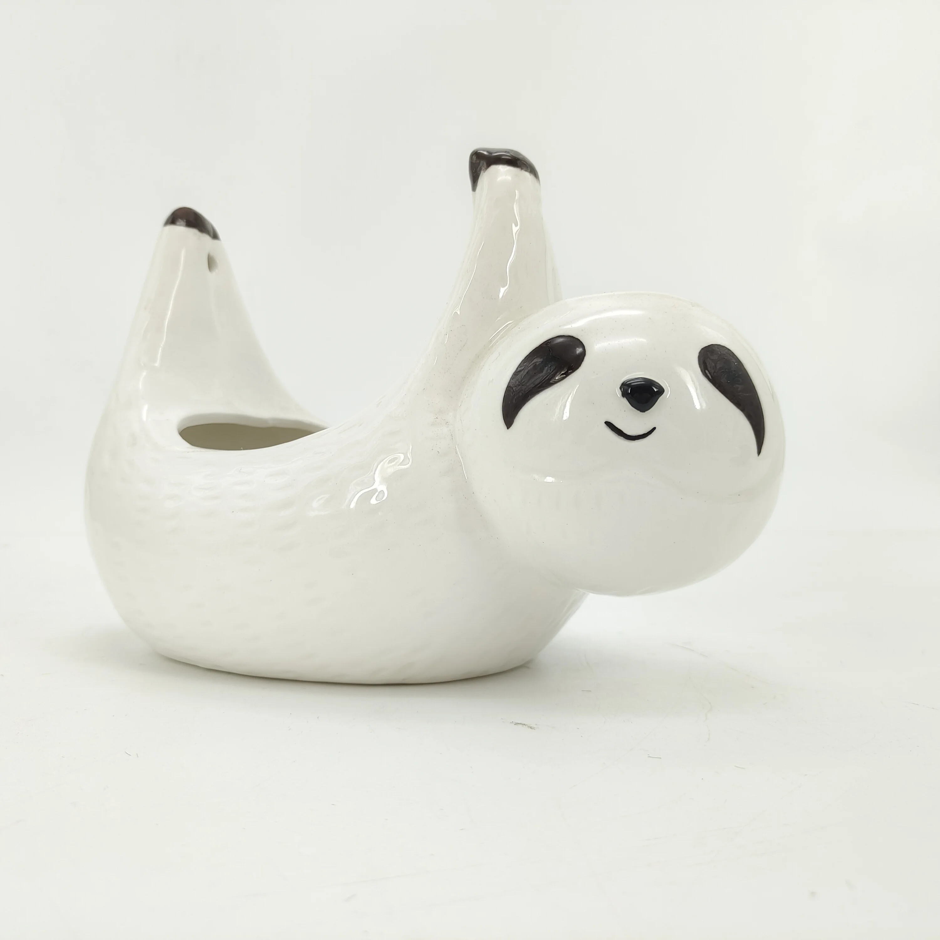 custom logo sloth shaped cigar porcelain Ashtray Smoking Accessories for Cigarettes Indoor Outdoor ash tray