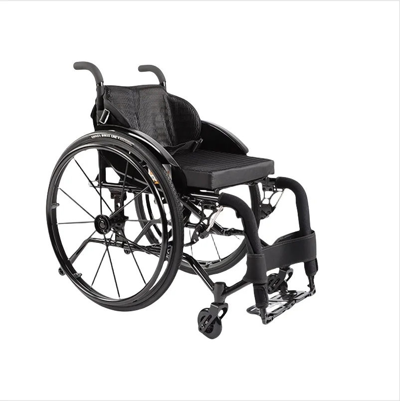 Leisure sports active wheelchair Aluminum alloy shock-absorbing leisure sports wheelchair Ultra-light portable wheelchair