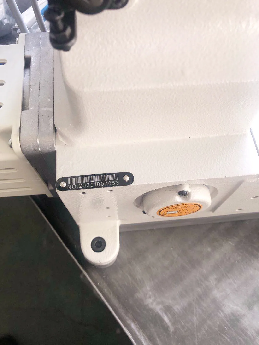 
500-02BB High Speed Flat Bed Interlock With Tape Binding Edge Rolling Domestic Industrial SewIing Machine Table Sewing Machine 