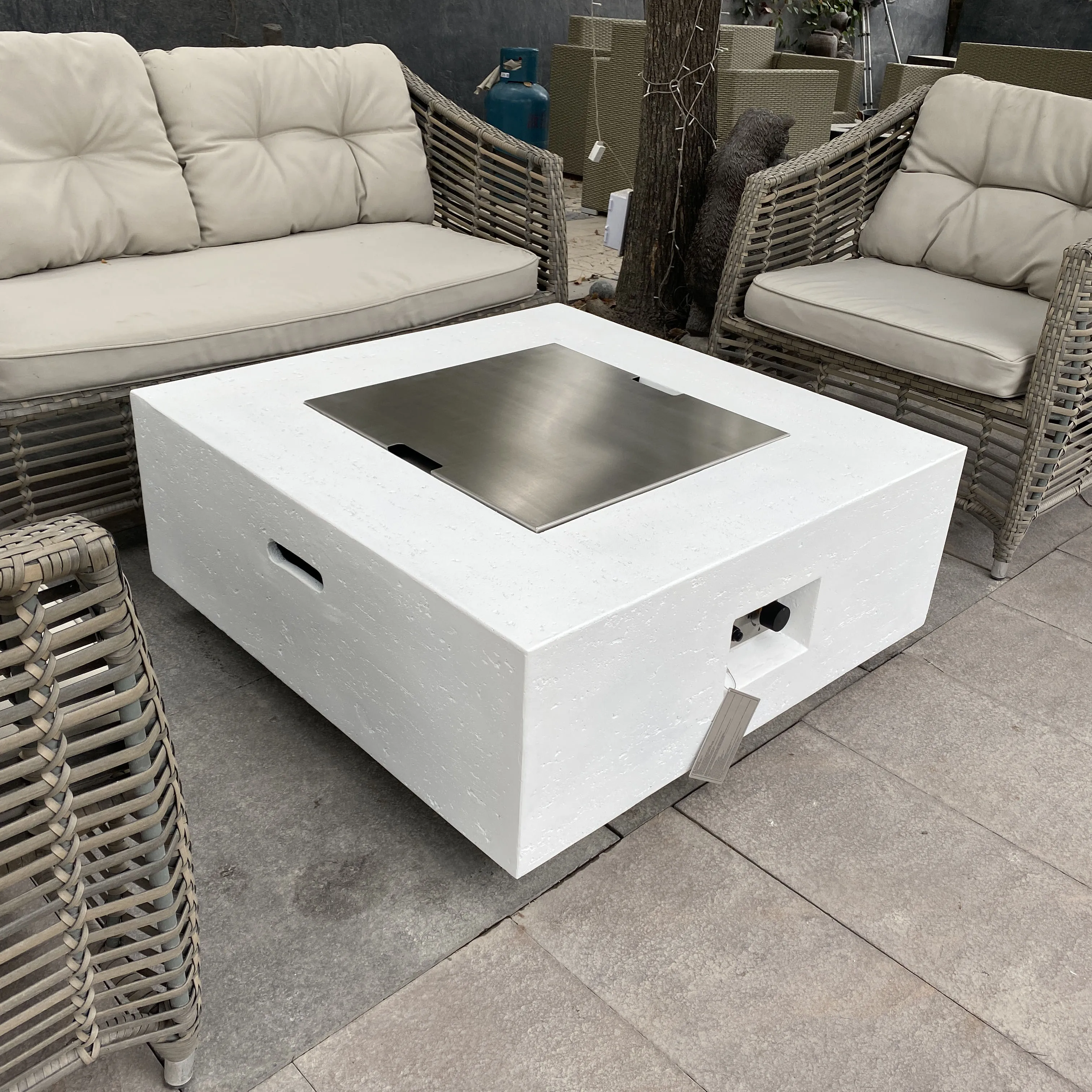 Garden Decoration Concrete fireplace LPG and NG Fire Pits Outdoor Square Fire Table