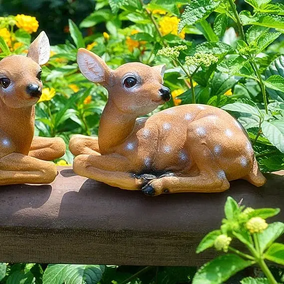 Top Grace Garden Resin Deer Figurine Outdoor Garden Statue Deer Lying Down Sculpture Ornaments Ploy Resin