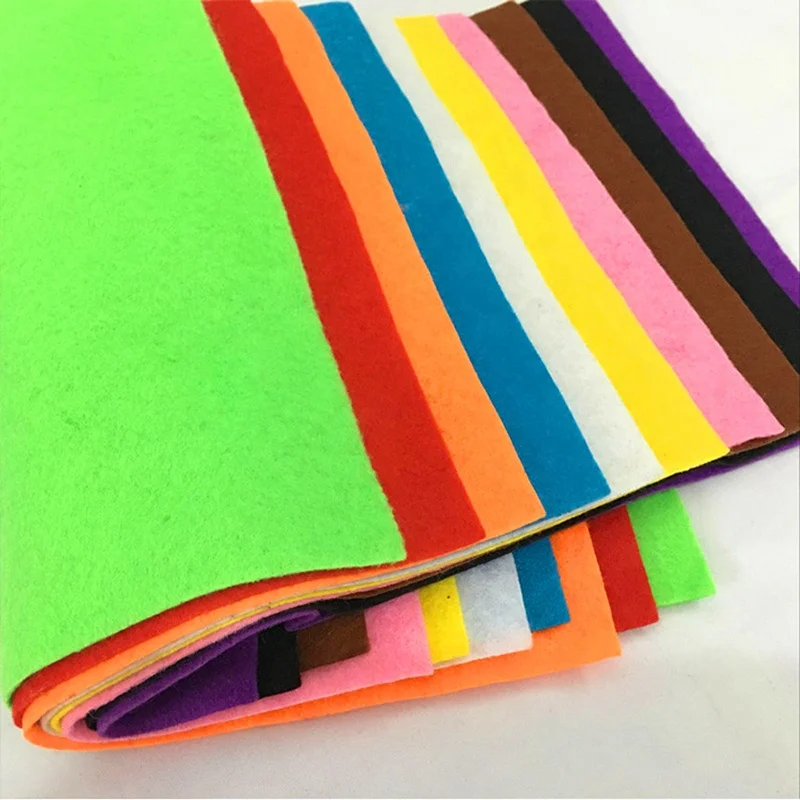 Wholesale Customized China Examples SMS Super Cleaning Soft Dustproof Print 50 GSM 100% PP Spunbond Non Woven Fabric Sheet Rolls