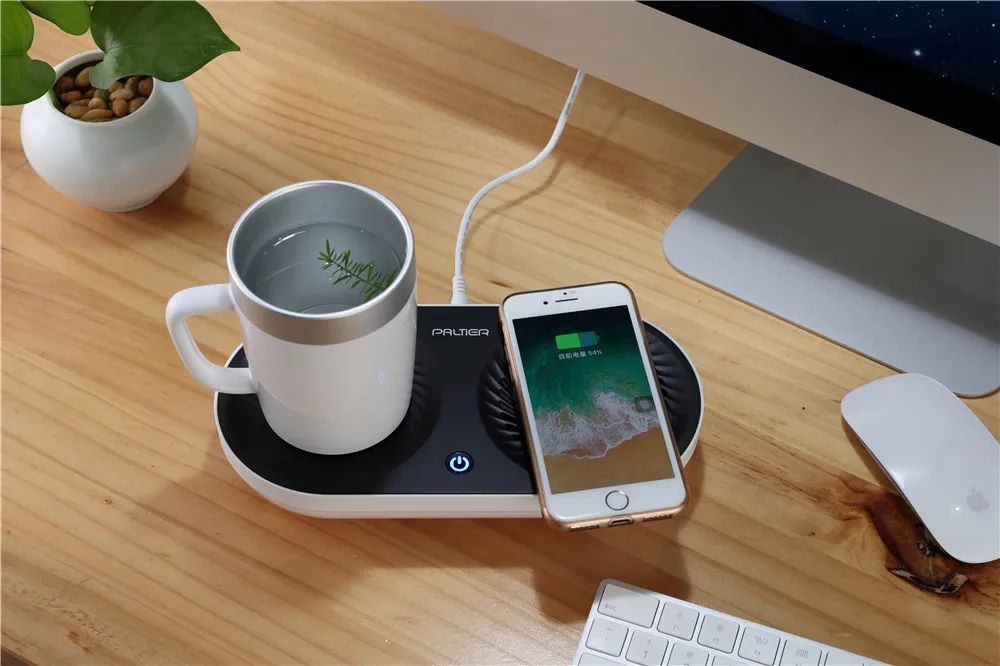 2019 hot interesting  electronic products: smart cup with cooling and warming with wireless charger