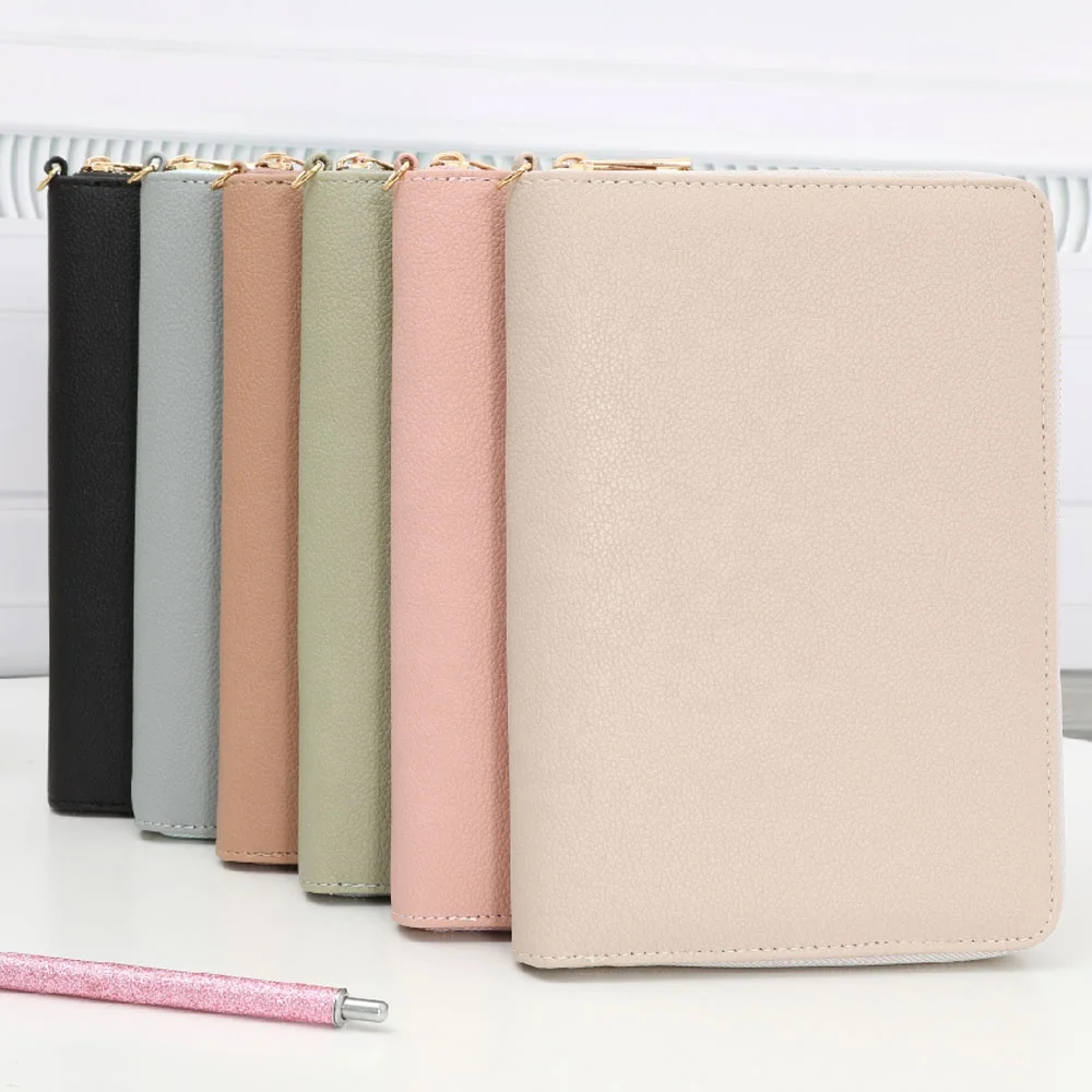 Hongbo FB Ins TK Best Selling Personal Portable Luxe Pebble Leather A6 Zipper Wallet with Fly Leaf, Chains & Bracelet Available