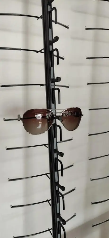 wall mounted glasses display rods