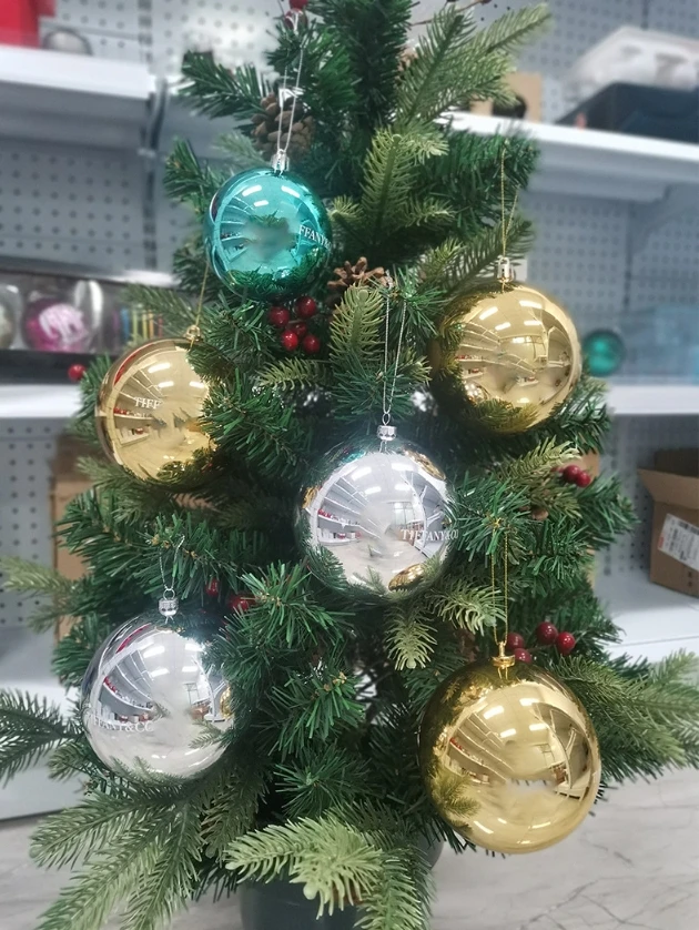 Hot Selling Plastic Christmas Ball For Christmas Tree Ornaments Hanging Decoration Logo Can Be Customized