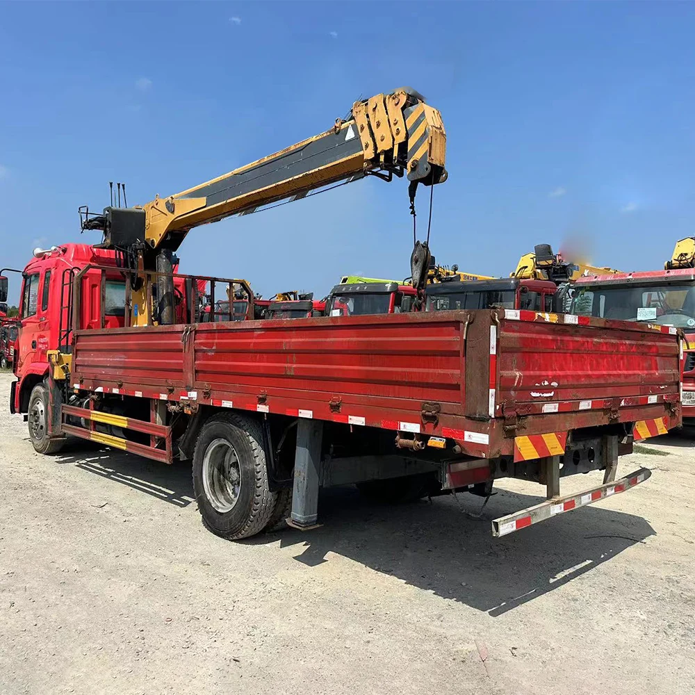 16 Ton 20 Ton Mobile Truck Crane Hydraulic Truck Mounted Crane Straight Boom Telescopic Crane For Sale