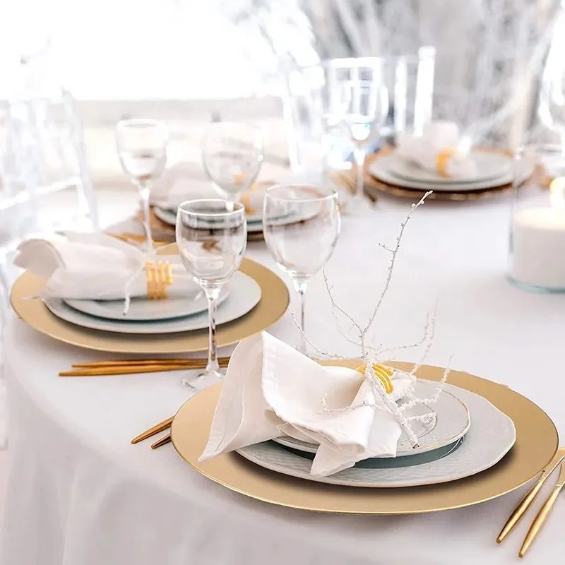 Luxurious Copper Table Classic Stylish Traditional Plastic Charger Decoration Gold Charger Plates Wholesale
