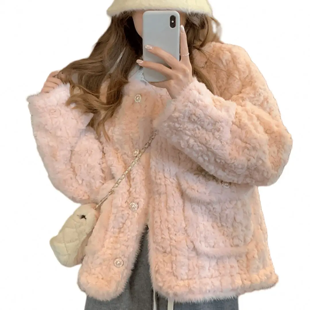 2024 New Fashion Temperament Ladies Fur Coat Winter Lamb Furry Hundred Loose Tops